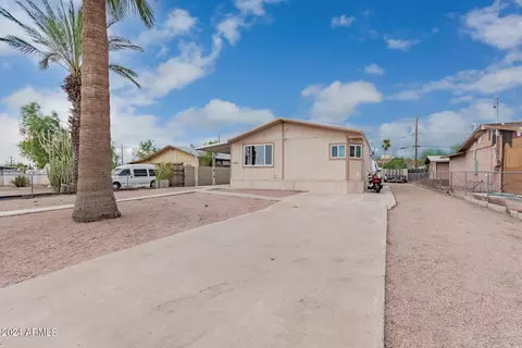 8206 E 5th Ave, Mesa, AZ 85208