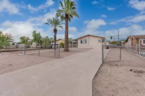 8206 E 5th Ave, Mesa, AZ 85208 photo 2