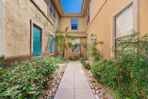 19777 N 76th St #1196, Scottsdale, AZ 85255