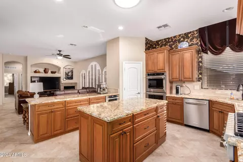 1404 N Bernard --, Mesa, AZ 85207 photo 8