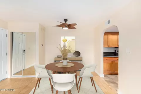 3825 E Camelback Rd #285, Phoenix, AZ 85018 photo 3