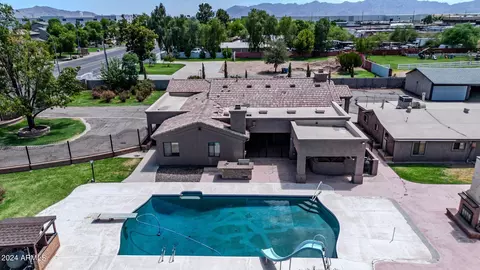 102 N 67th Ave, Phoenix, AZ 85043 photo 6