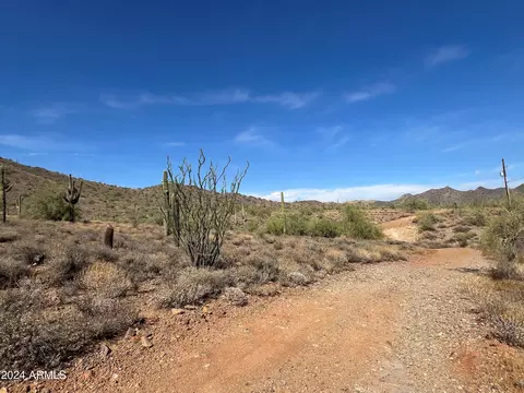 1933 E Tanya Rd #-, Phoenix, AZ 85086 photo 2