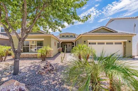 4335 E Del Rio Dr, San Tan Valley, AZ 85140
