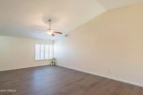 4119 E Wescott Dr, Phoenix, AZ 85050 photo 10