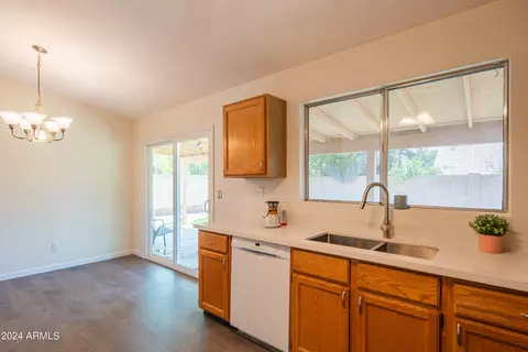4119 E Wescott Dr, Phoenix, AZ 85050 photo 18