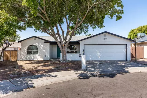 769 W Rosal Ave, Apache Junction, AZ 85120 photo 2