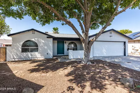 769 W Rosal Ave, Apache Junction, AZ 85120