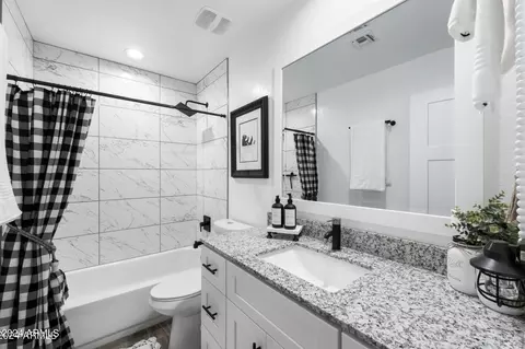 2330 W Romley Rd, Phoenix, AZ 85041