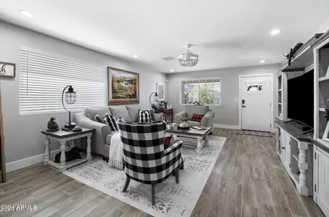 2330 W Romley Rd, Phoenix, AZ 85041 photo 5