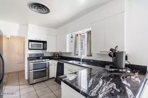 2102 N 7th Ave, Phoenix, AZ 85007 photo 5