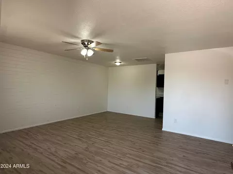 4338 N 49th Ave, Phoenix, AZ 85031 photo 2