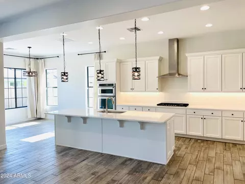 2260 E Canary Dr, Gilbert, AZ 85297 photo 2