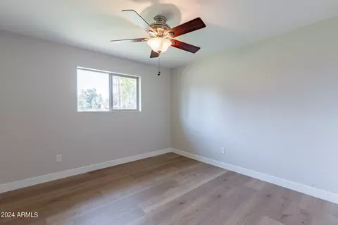 121 E Alameda Dr, Tempe, AZ 85282 photo 17