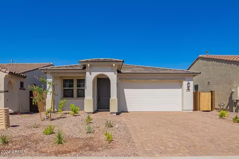 8924 W Colter St, Glendale, AZ 85305