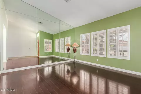 4541 E Betty Elyse Ln, Phoenix, AZ 85032 photo 11