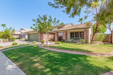 4541 E Betty Elyse Ln, Phoenix, AZ 85032