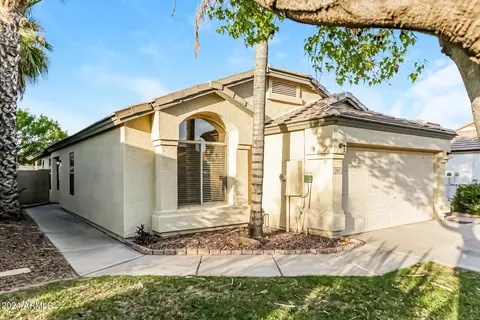 2167 E Arabian Dr, Gilbert, AZ 85296 photo 2