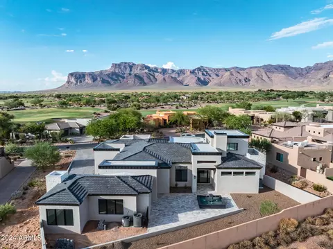 7147 E Wilderness Trl, Gold Canyon, AZ 85118
