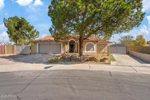 9062 N 84th Ln, Peoria, AZ 85345