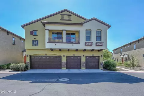 2725 E Mine Creek Rd #2042, Phoenix, AZ 85024
