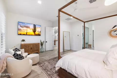 3038 E Daley Ln, Phoenix, AZ 85050 photo 5