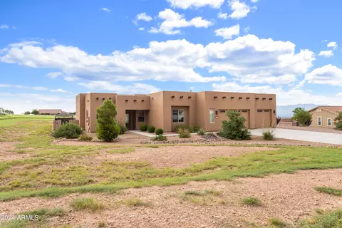 6341 E Saddlehorn Cir, Hereford, AZ 85615