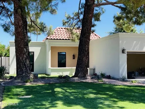 8026 E Del Rubi Dr, Scottsdale, AZ 85258