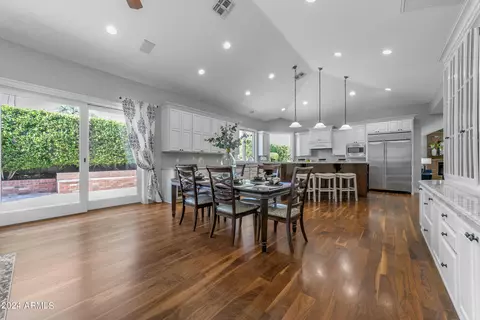 Dining - 2118 Enrose Cir, Mesa, AZ 85213 photo 4 of 5
