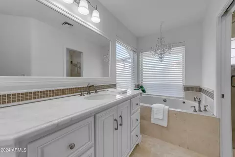 Bath - 2118 Enrose Cir, Mesa, AZ 85213 photo 4 of 10