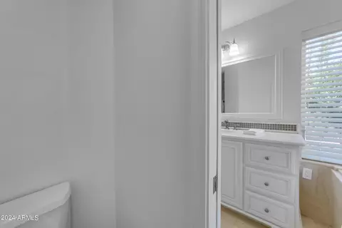 Bath - 2118 Enrose Cir, Mesa, AZ 85213 photo 8 of 10