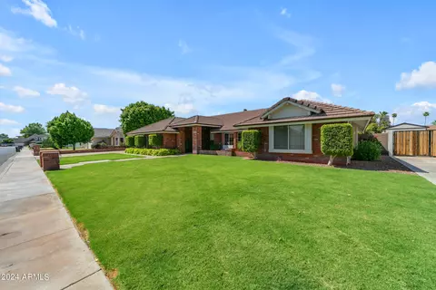Exterior - 2118 Enrose Cir, Mesa, AZ 85213 photo 5 of 23