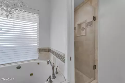 Bath - 2118 Enrose Cir, Mesa, AZ 85213 photo 7 of 10