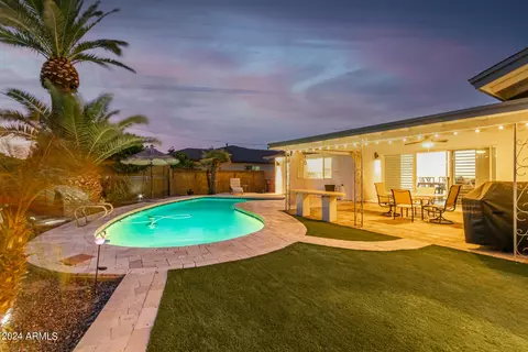 8059 E Wilshire Dr, Scottsdale, AZ 85257