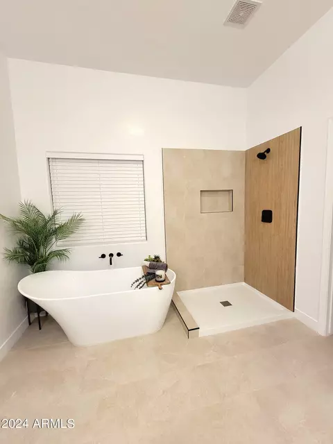 Bath - 9803 E Butte St, Mesa, AZ 85207 photo 16 of 22
