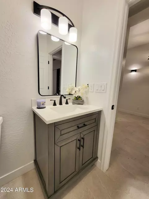 Bath - 9803 E Butte St, Mesa, AZ 85207 photo 4 of 22