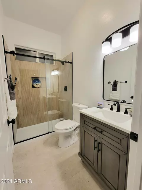 Bath - 9803 E Butte St, Mesa, AZ 85207 photo 3 of 22
