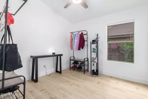 4366 E Abraham Ln, Phoenix, AZ 85050 photo 30