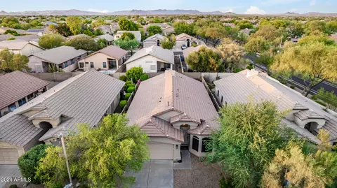4366 E Abraham Ln, Phoenix, AZ 85050 photo 56