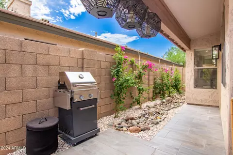 4366 E Abraham Ln, Phoenix, AZ 85050 photo 38