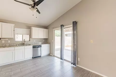 1923 S Ocotillo Dr, Apache Junction, AZ 85120 photo 12