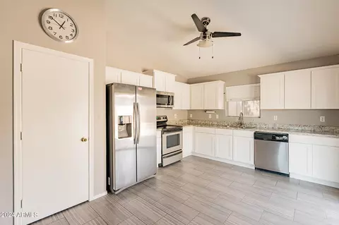 1923 S Ocotillo Dr, Apache Junction, AZ 85120 photo 9