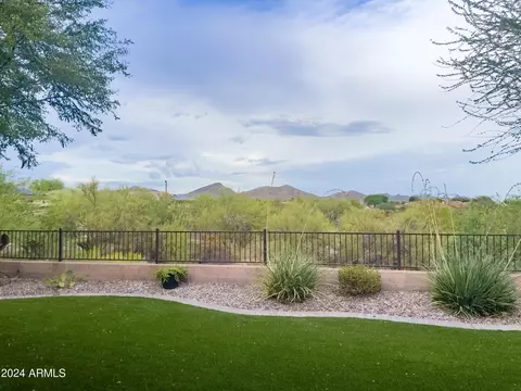 1888 W Dion Dr, Phoenix, AZ 85086