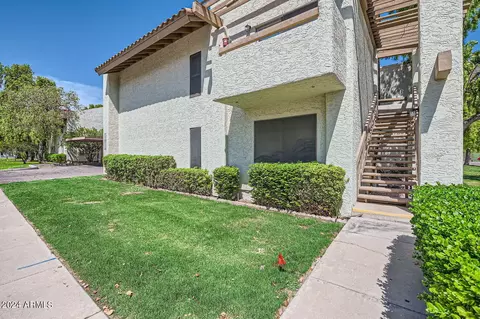 808 E Lawrence Ln #206, Phoenix, AZ 85020