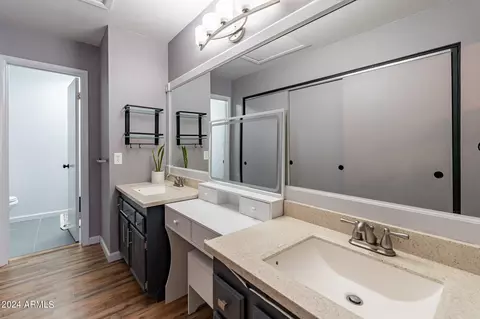 513 E Kerry Ln, Phoenix, AZ 85024 photo 7