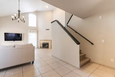 513 E Kerry Ln, Phoenix, AZ 85024 photo 19