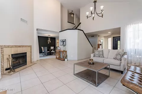 513 E Kerry Ln, Phoenix, AZ 85024 photo 13