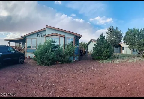 8678 Roundup Dr, Show Low, AZ 85901