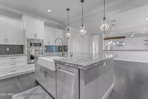 Kitchen - 3279 E Vallejo Ct, Gilbert, AZ 85298 photo 5 of 6