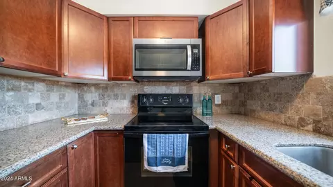 1320 E Bethany Home Rd #104, Phoenix, AZ 85014 photo 3